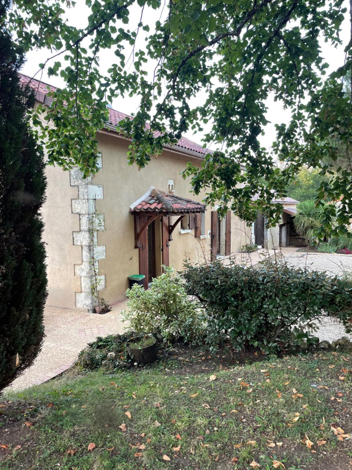 Gite Les Mareillauds - Piscine Salon エクステリア 写真