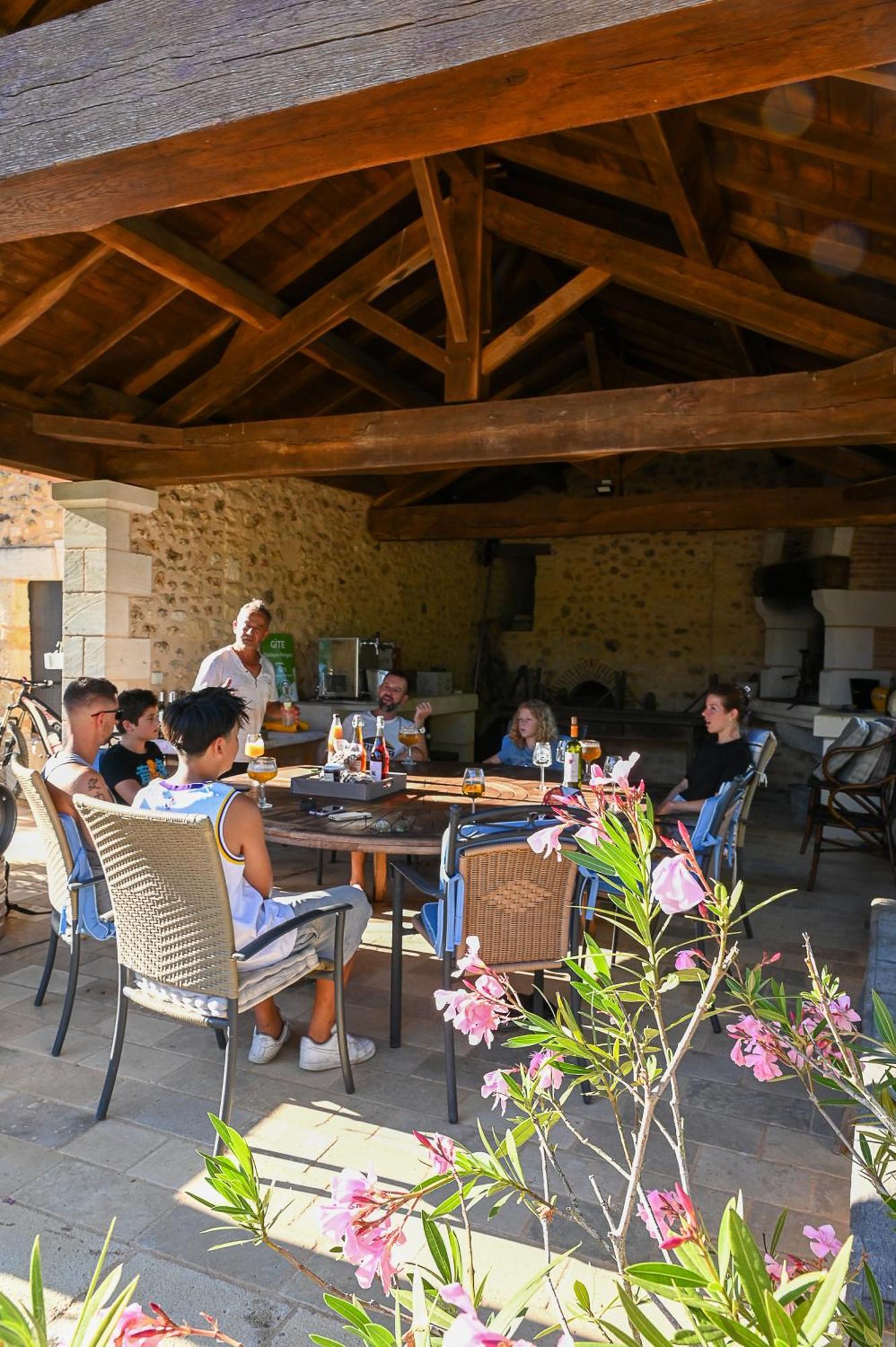 Gite Les Mareillauds - Piscine Salon エクステリア 写真